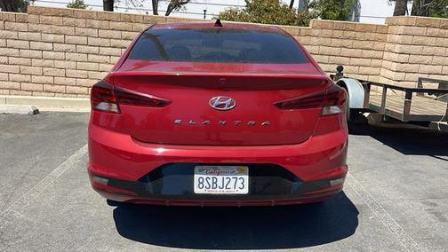 2019 Hyundai ELANTRA SEL