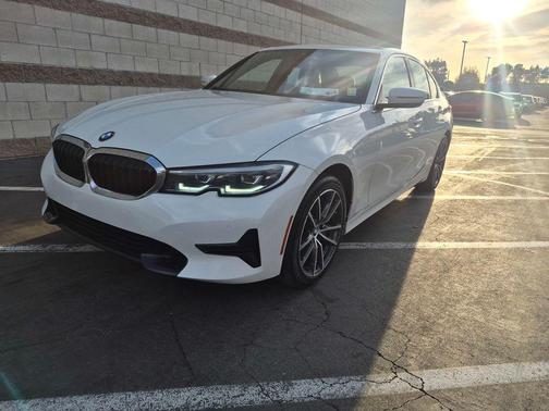 Alpine White 2021 BMW 330 330i