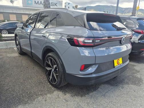 Pure Gray 2023 Volkswagen ID.4 AWD Pro S