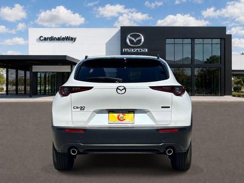 Snowflake White Pearl Mica 2026 Mazda CX-30 2.5 S