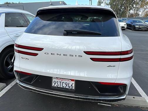 2026 Genesis GV70 2.5T