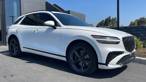 Uyuni White 2026 Genesis GV70 3.5T Sport Prestige