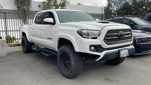 2017 Toyota Tacoma TRD Sport