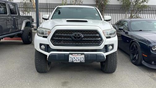 2017 Toyota Tacoma TRD Sport