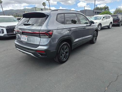 Platinum Gray Metallic 2025 Volkswagen Taos 1.5T S