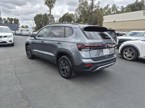 Platinum Gray Metallic 2025 Volkswagen Taos 1.5T S