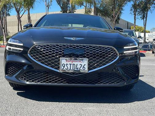 2025 Genesis G70 2.5T RWD