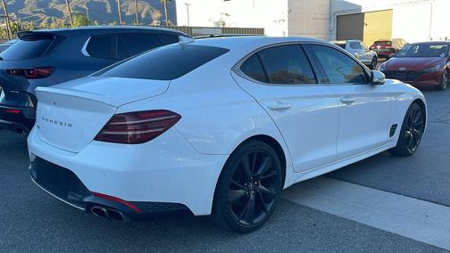 2023 Genesis G70 2.0T RWD