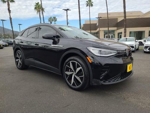 Deep Black 2023 Volkswagen ID.4 Pro S