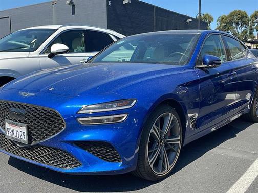 2025 Genesis G70 2.5T RWD