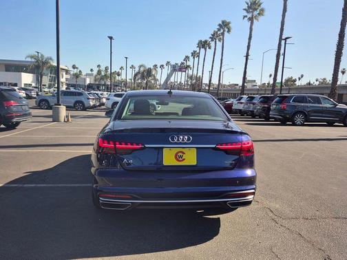 2022 Audi A4 40 Premium Plus