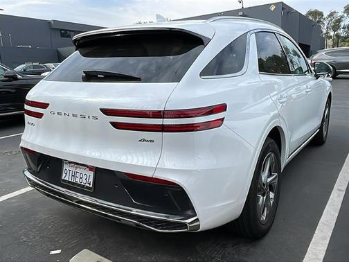 2026 Genesis GV70 2.5T