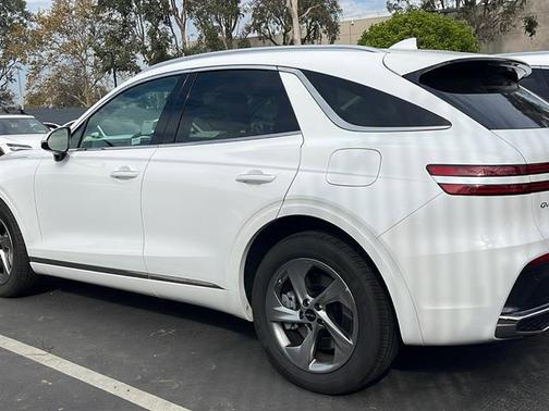 2026 Genesis GV70 2.5T