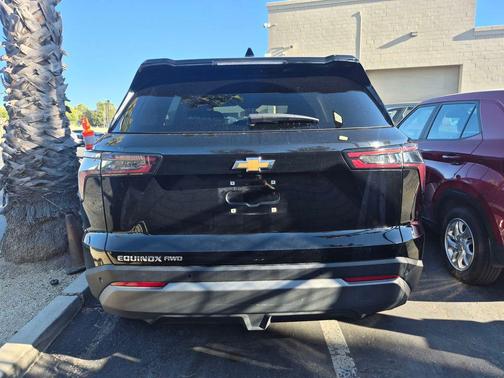 Mosaic Black Metallic 2025 Chevrolet Equinox 1LT