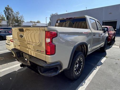 Sand Dune Metallic 2022 Chevrolet Silverado 1500 ZR2
