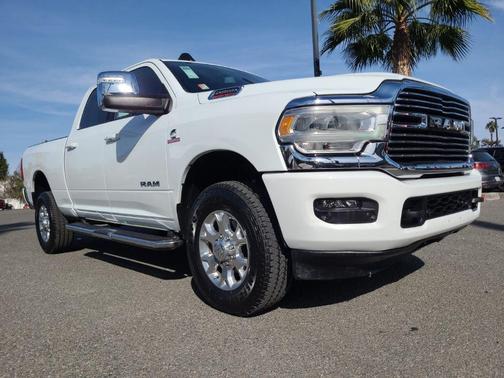 2023 RAM 2500 Laramie Crew Cab 4x4 6'4' Box