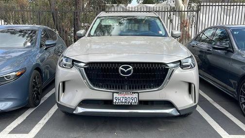 2024 Mazda CX-90 PHEV Premium Plus
