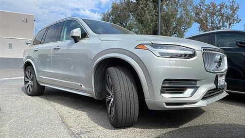 2022 Volvo XC90 Recharge Plug-In Hybrid T8 Inscription 7 Passenger