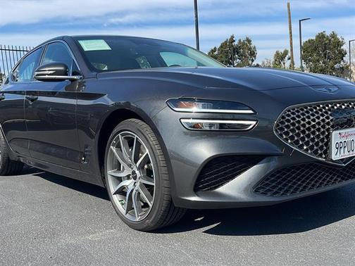 2025 Genesis G70 2.5T RWD