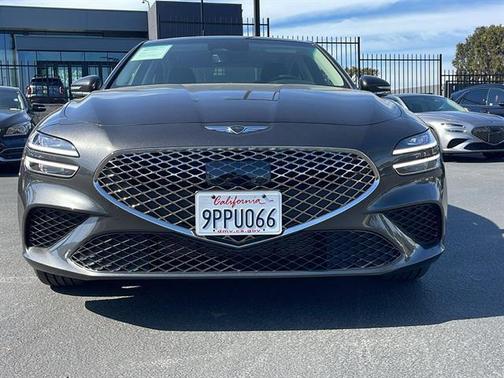 2025 Genesis G70 2.5T RWD