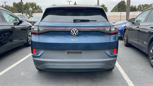 2023 Volkswagen ID.4 Pro