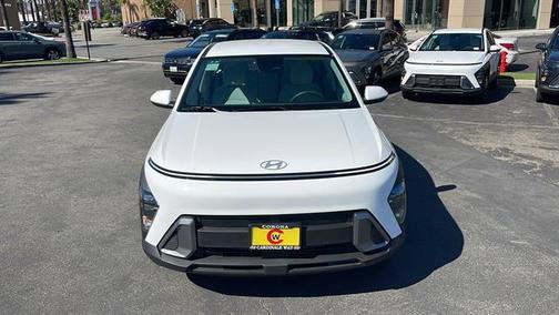 2025 Hyundai KONA SE