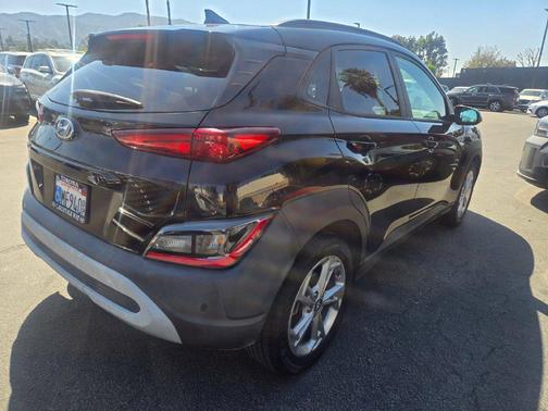 Abyss Black Pearl 2023 Hyundai KONA SEL