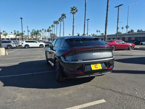 2024 Kia EV6 Wind