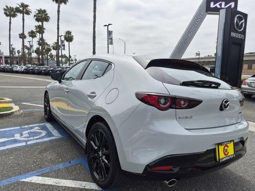 Ceramic Metallic 2025 Mazda Mazda3 2.5 S Select Sport