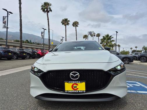 Ceramic Metallic 2025 Mazda Mazda3 2.5 S Select Sport