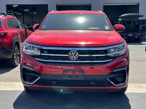 Red Metallic 2021 Volkswagen Atlas Cross Sport 3.6L V6 SE w/Technology R-Line