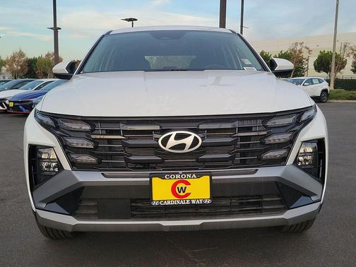 Serenity White Pearl 2025 Hyundai TUCSON SE