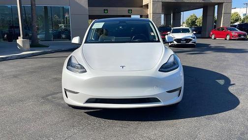 2023 Tesla Model Y Long Range Dual Motor All-Wheel Drive