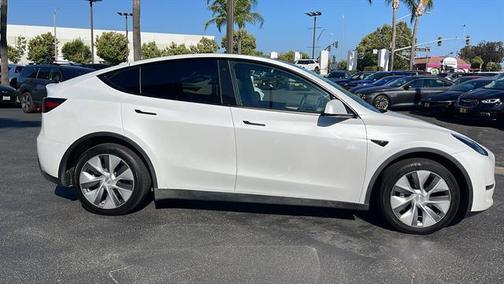 2023 Tesla Model Y Long Range Dual Motor All-Wheel Drive