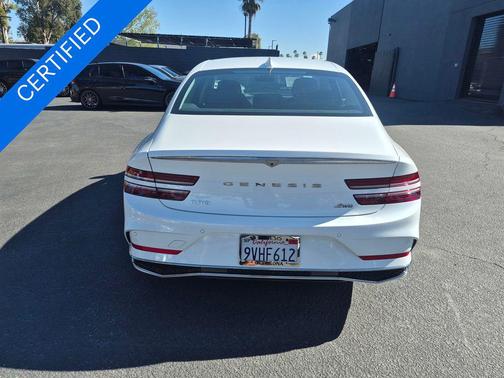 Uyuni White 2026 Genesis G80 2.5T AWD