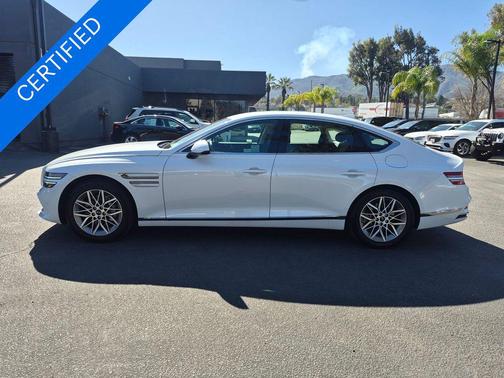 Uyuni White 2026 Genesis G80 2.5T AWD