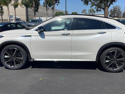 2022 INFINITI QX55 ESSENTIAL