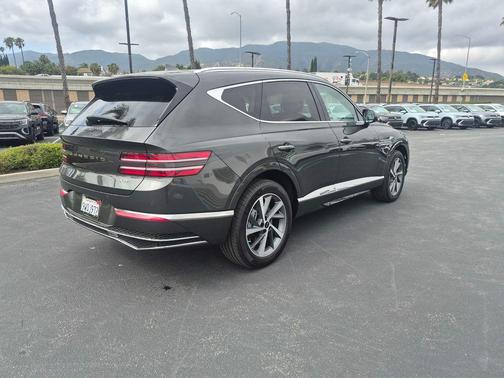 Makalu Gray 2026 Genesis GV80 2.5T
