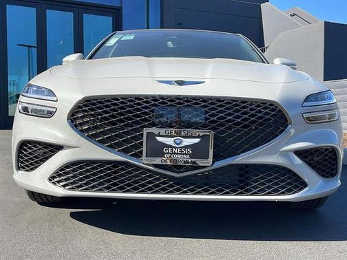 2025 Genesis G70 2.5T RWD