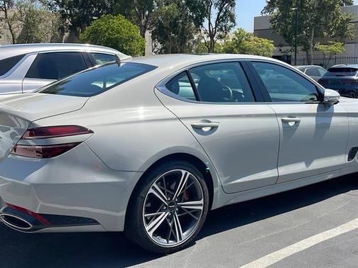 2025 Genesis G70 2.5T RWD