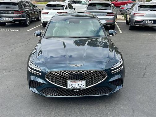 2025 Genesis G70 2.5T RWD
