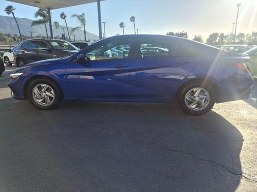 Intense Blue 2026 Hyundai ELANTRA SE