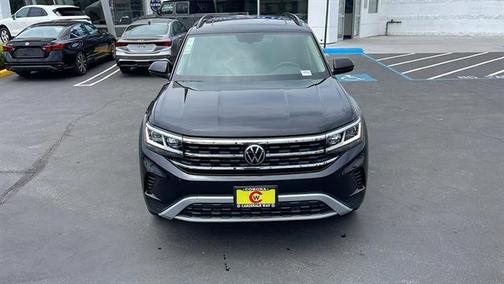 2023 Volkswagen Atlas 3.6L SE w/Technology
