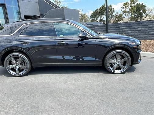 2025 Genesis GV70 3.5T AWD Sport