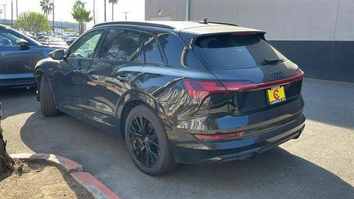 2023 Audi e-tron Premiumwe