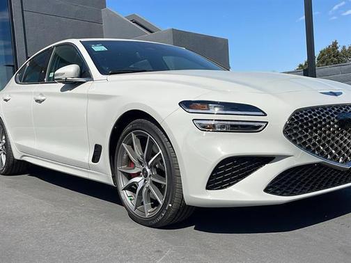 2025 Genesis G70 2.5T RWD