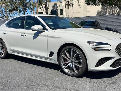 2025 Genesis G70 2.5T RWD