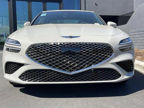 2025 Genesis G70 2.5T RWD
