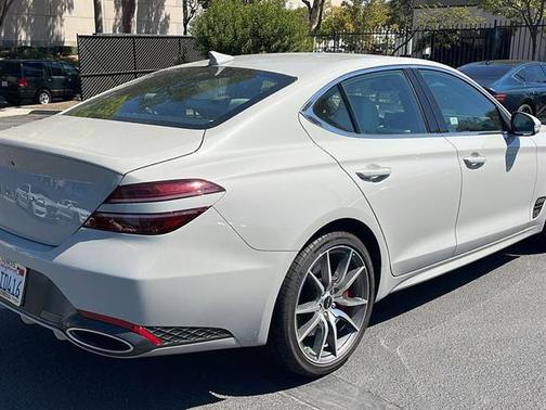 2025 Genesis G70 2.5T RWD
