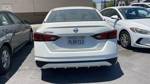 2021 Nissan Altima S FWD
